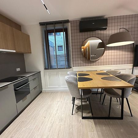 Villa Monica Apartamenty Щирк Екстериор снимка