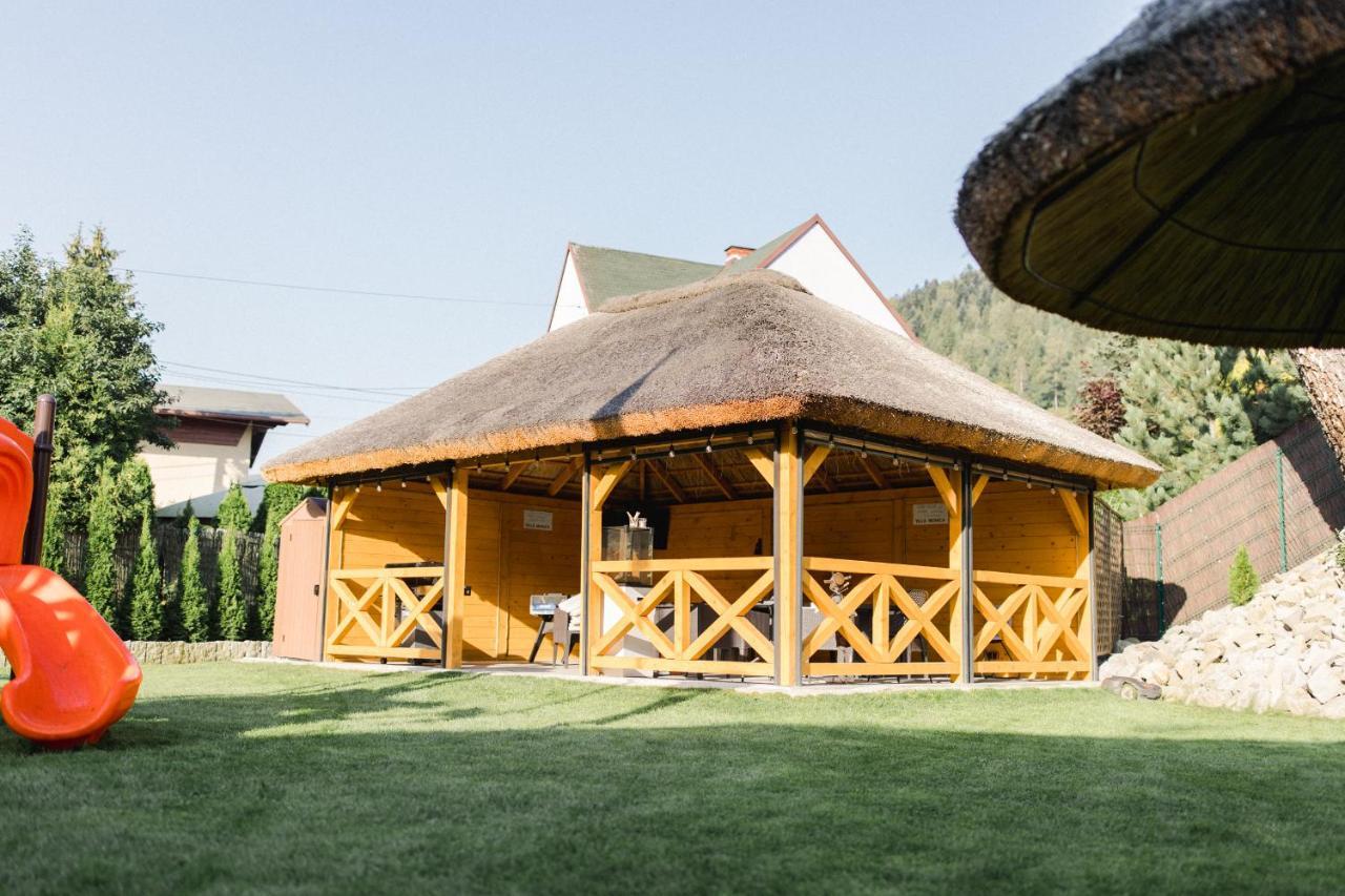 Villa Monica Apartamenty Щирк Екстериор снимка