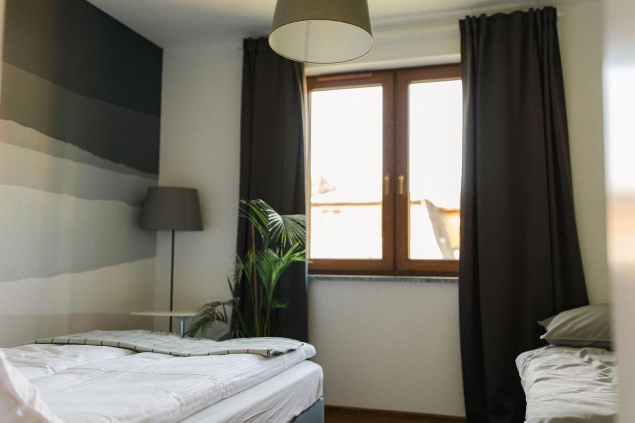 Villa Monica Apartamenty Щирк Екстериор снимка