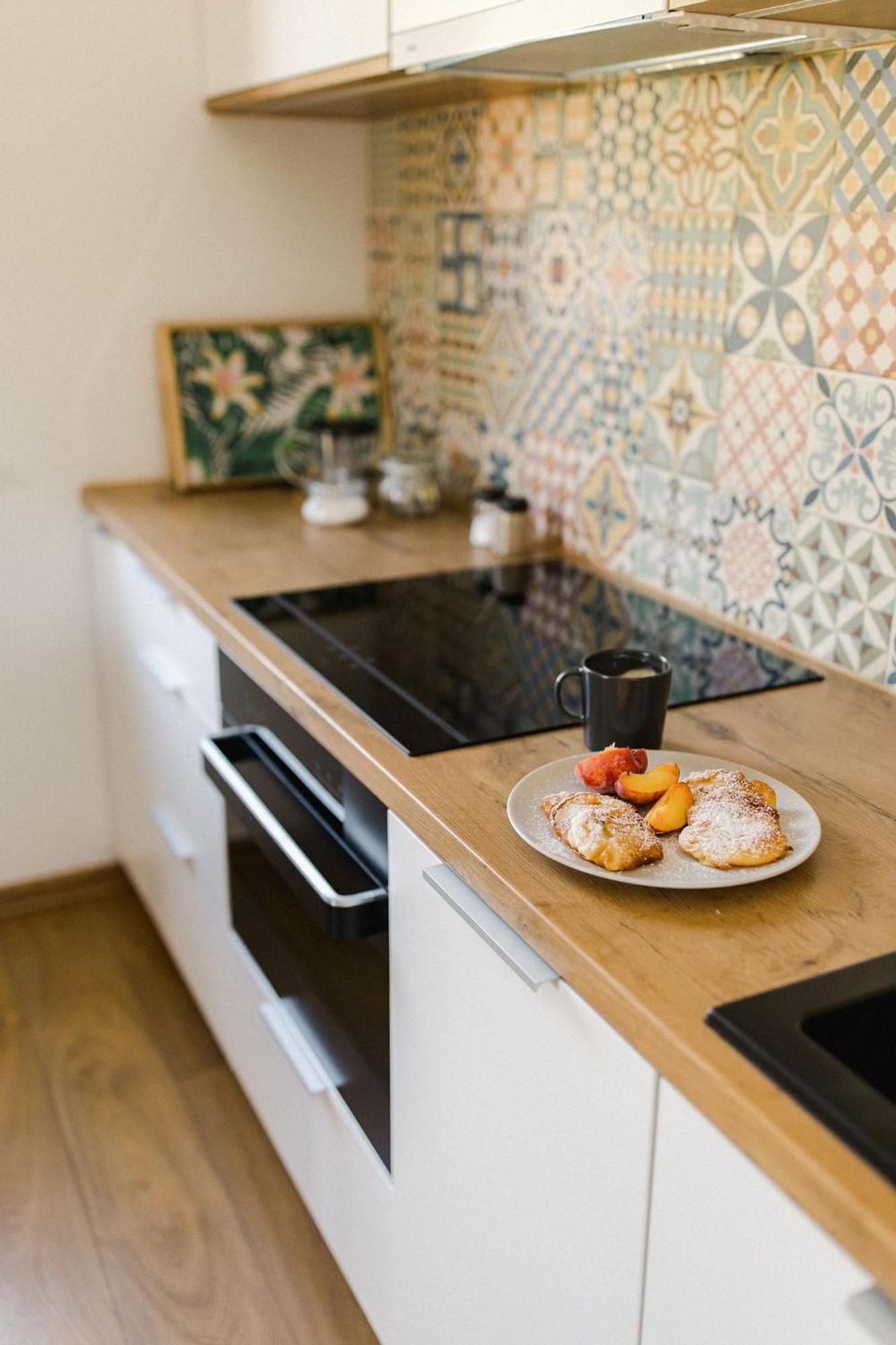 Villa Monica Apartamenty Щирк Екстериор снимка