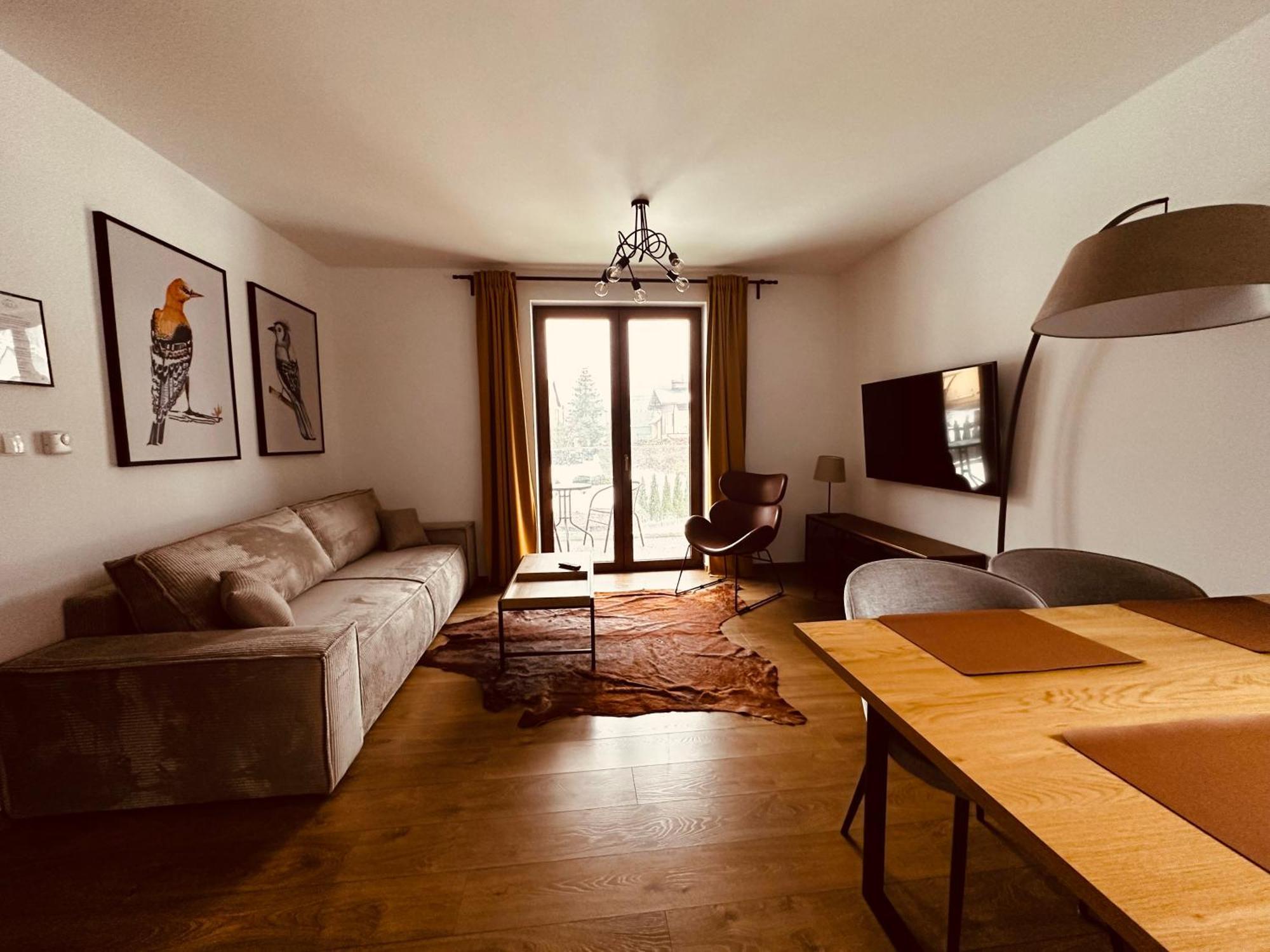 Villa Monica Apartamenty Щирк Екстериор снимка